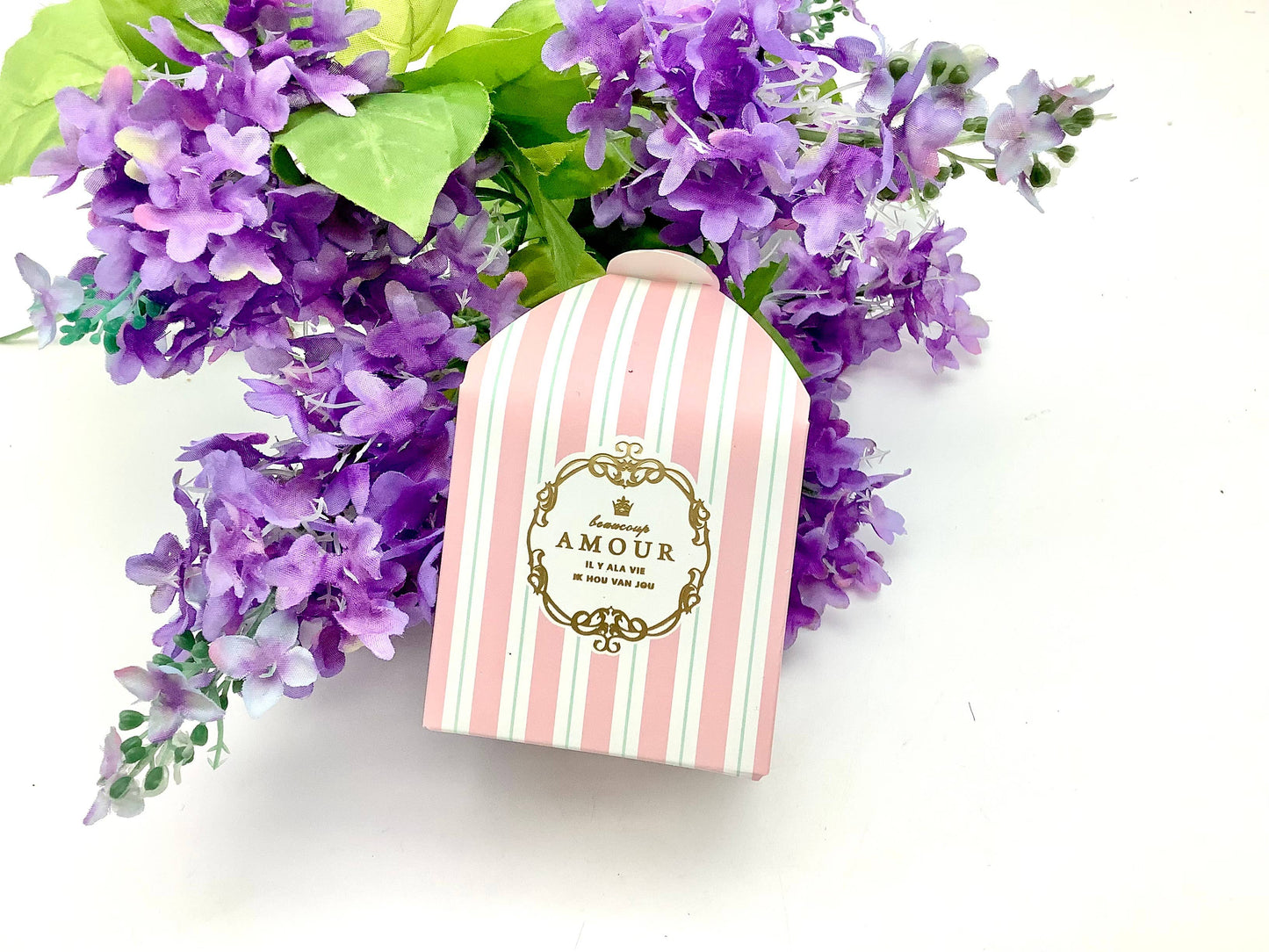 Le Menagerie - Amour French Patisserie themed Black Tea and Rose petals