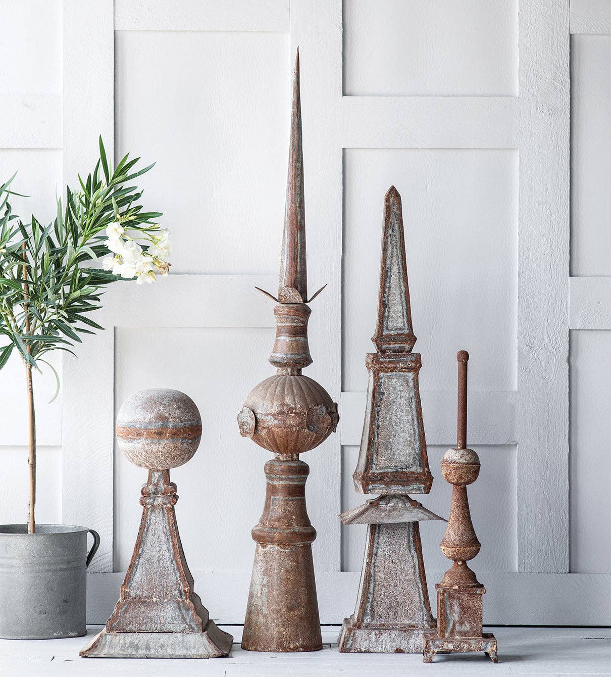LeMenagerie - French Farmstead Finial