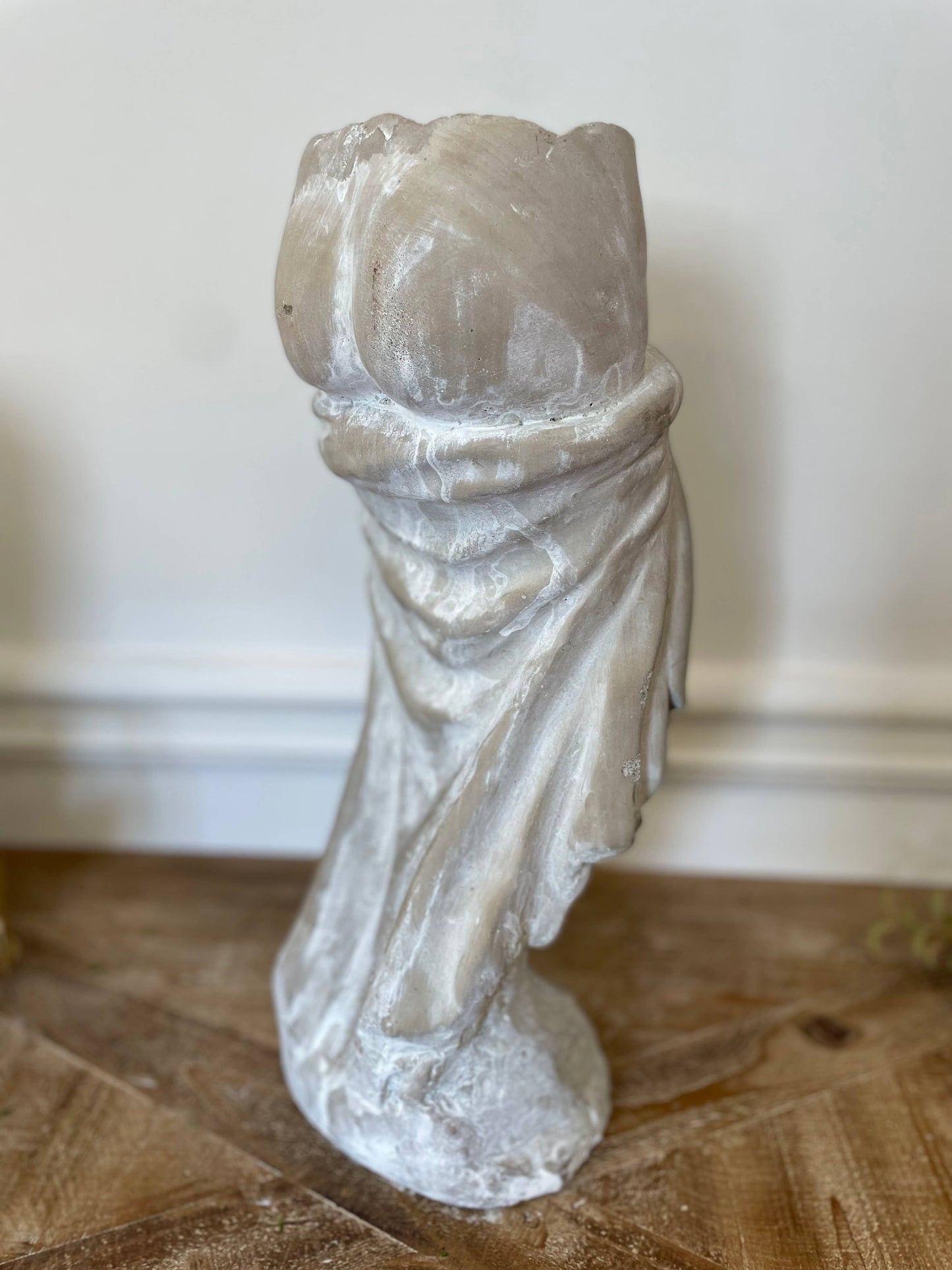 Le Menagerie - Cement Lady Skirt Planter