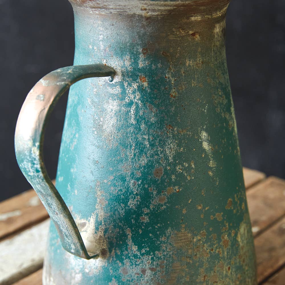 Le Menagerie - Garden Luster Long-Mouth Pitcher
