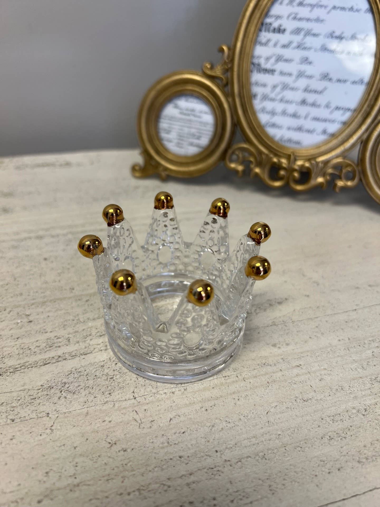 Le Menagerie - Grown Class Jewelry Holder