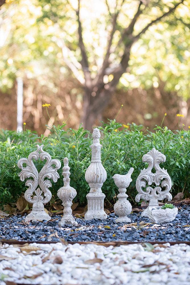 Le Menagerie - Decorative Accent