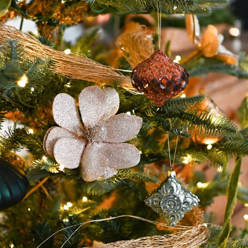 Le Menagerie - 6' Gold Glittered Faux Twig Garlands