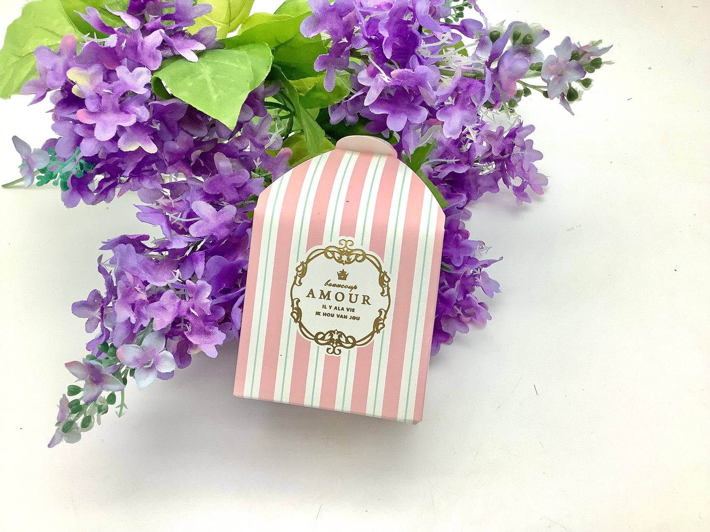 Le Menagerie - Amour French Patisserie themed Black Tea and Rose petals