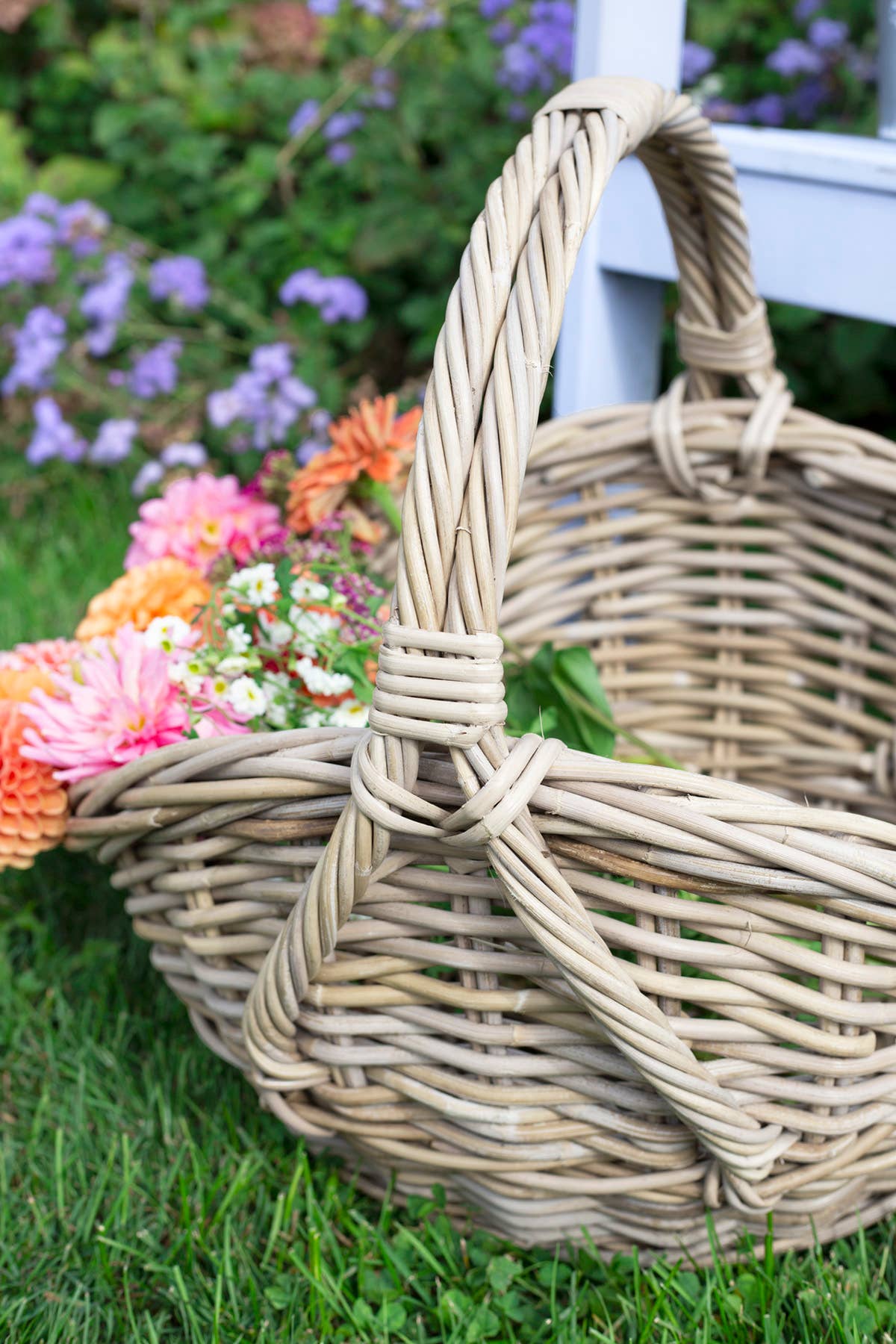 Le Menagerie - FRENCH RATTAN BASKET WITH HIGH SIDES AND OVERHANDLE