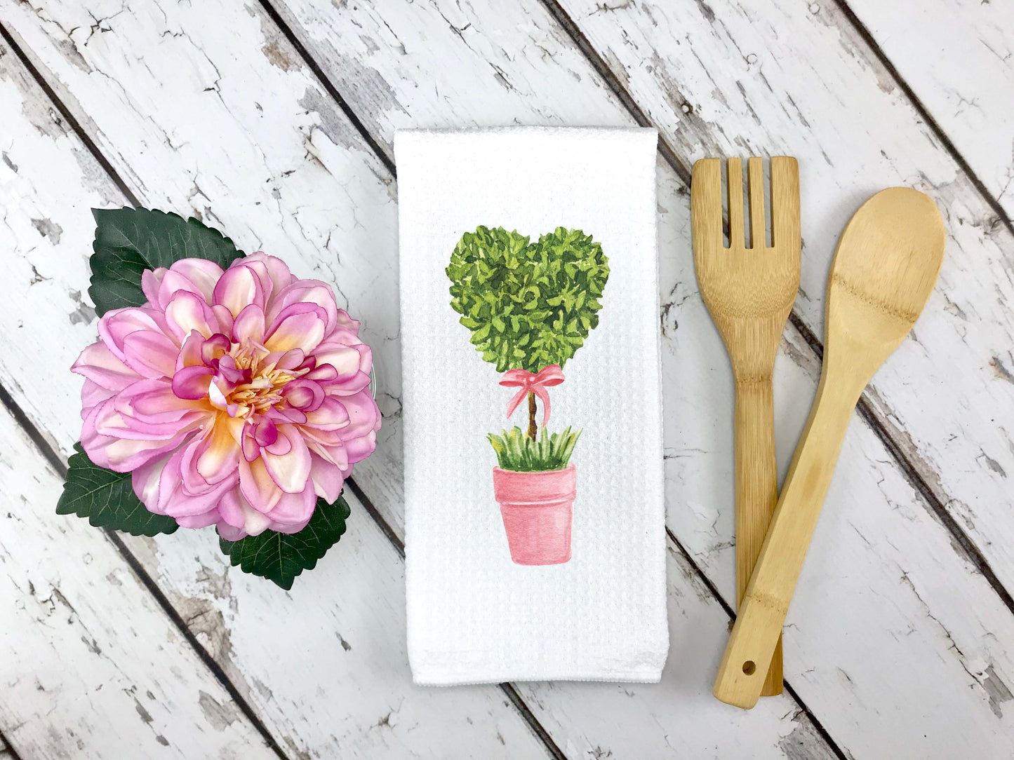 Le Menagerie - Heart Potted Tree Kitchen Towel, Valentines Wreath Towel
