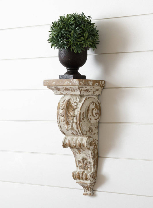 Le Menagerie - White Chippy Corbel