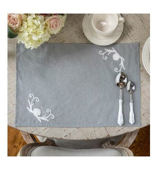 Park Hill- Cosette Embroidered Linen Place Mat